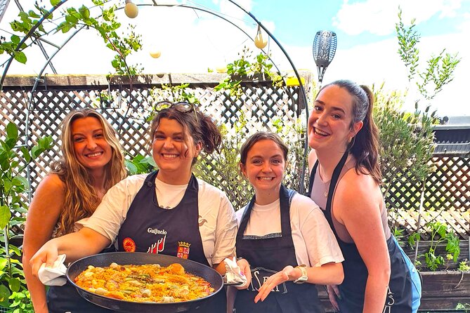 Madrid: Paella & Sangria Classes- Seafood, Chicken & Vegan option - Paella and Sangria in Centro: Where the Class Starts