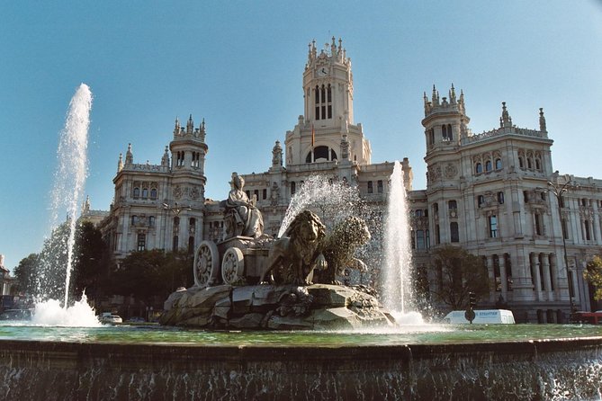 Madrid Panoramic Sightseeing Guided Tour - Cibeles to Gran Vía to Salamanca: royal monuments meet modern Madrid