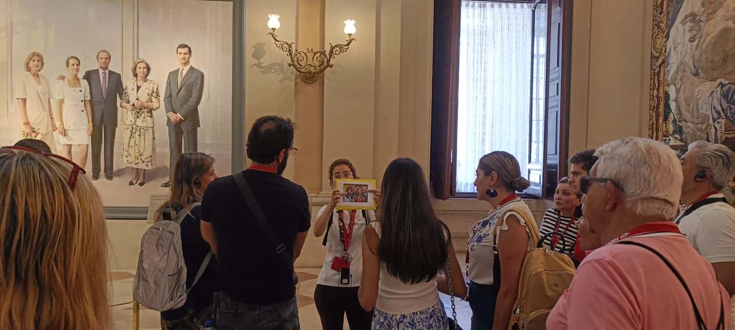Madrid: Prado Museum and the Royal Palace Guided Tour - Meeting Point and the 5-Hour Reality Check