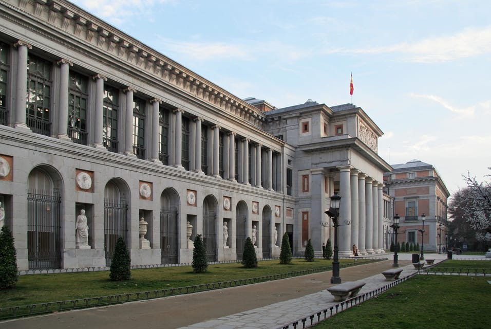 Madrid: Prado Museum Guided Tour With Fast Access - Learning art language in 90 minutes: the technique behind the talking