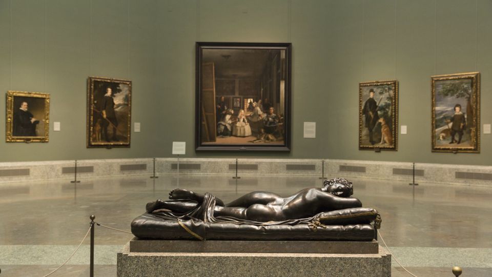 Madrid: Prado Museum Small Group Guided Tour - What makes this tour feel different