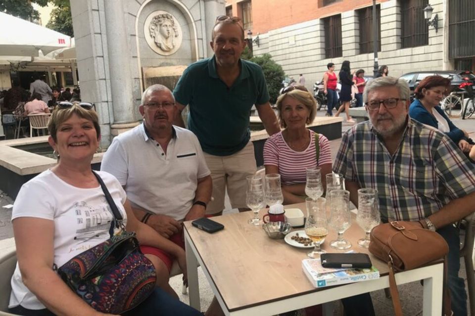 Madrid: Private custom tour with a local guide - Meeting up in Madrid and getting oriented fast