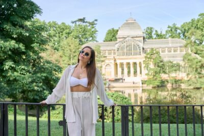 Madrid: Private Photoshoot at the Retiro Park - How the private session runs in 15 to 45 minutes