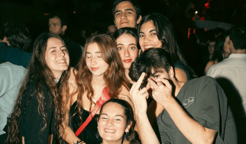 Madrid: Pub Crawl | Free shot & Free Club entry - Quick Practical Tips So You Don’t Lose Time