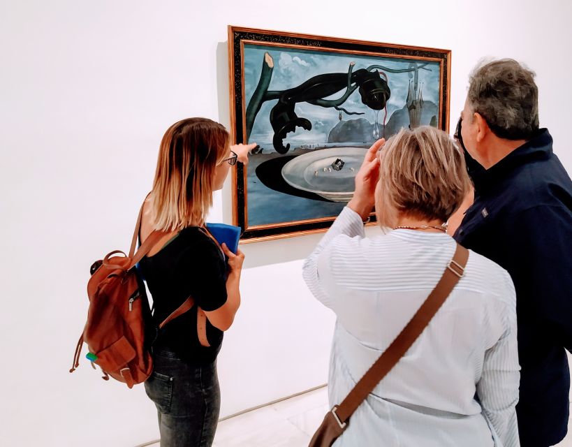 Madrid: Reina Sofía Museum Guided Tour - Why the Reina Sofía feels different from other Madrid museums