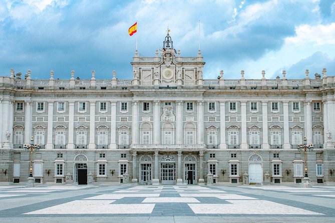 Madrid Royal Palace and Prado Museum Private Tour with Transfers - Transfers and timing: how the day flows (and where it can wobble)