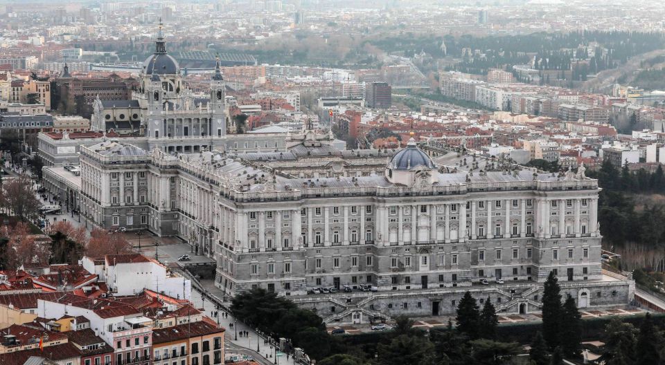 Madrid: Royal Palace Entry Ticket and Small Group Tour - Tapestries, furniture, and the Italian Baroque details you’ll miss alone
