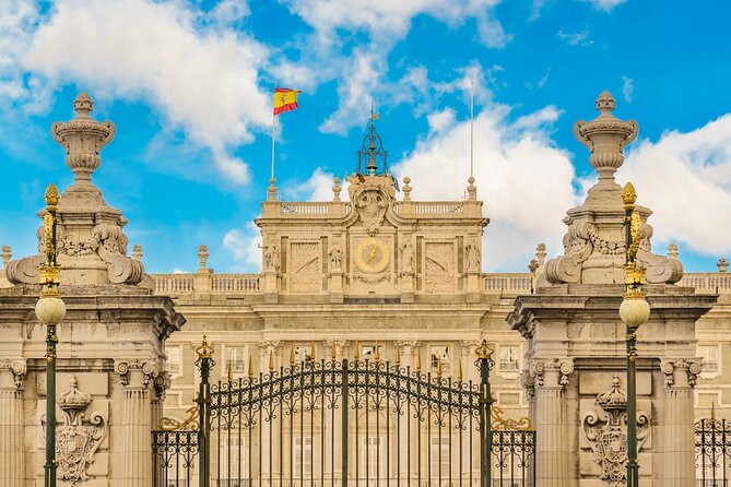 Madrid: Royal Palace Expert Guided Tour with Optional Tapas - Optional Tapas Tasting: Good Food, But Plan the Logistics