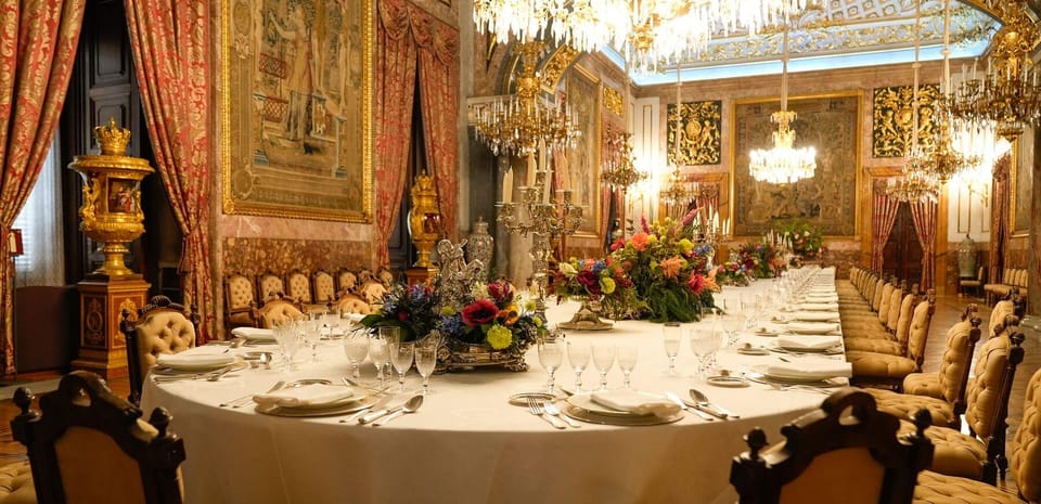 Madrid: Royal Palace Guided Tour with Entry Ticket - Royal-room storytelling: what to watch for