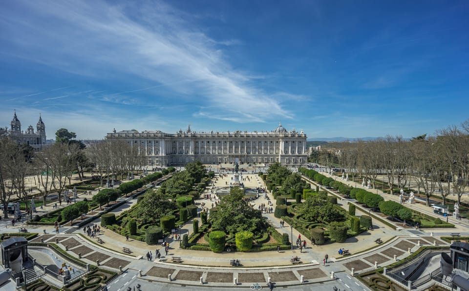 Madrid: Royal Palace Guided Tour with Skip-the-Line Entry - The private royal rooms: where the palace feels personal