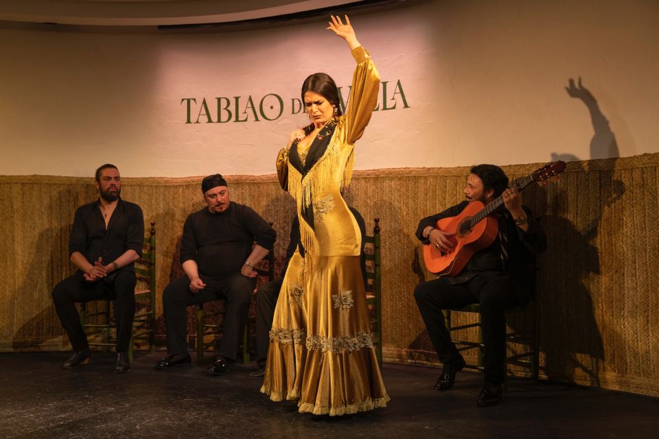 Madrid: Tablao de La Villa Flamenco Show - Check-in and language: what the Spanish host/greeter means for you