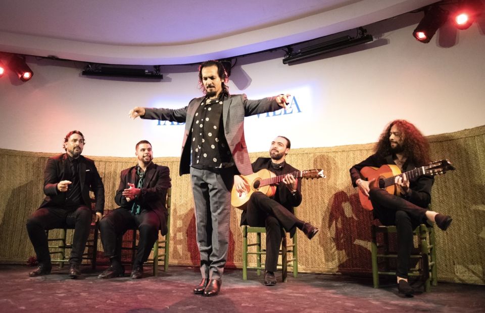 Madrid: Tablao de La Villa Flamenco Show - Should you book Tablao de la Villa for flamenco night?