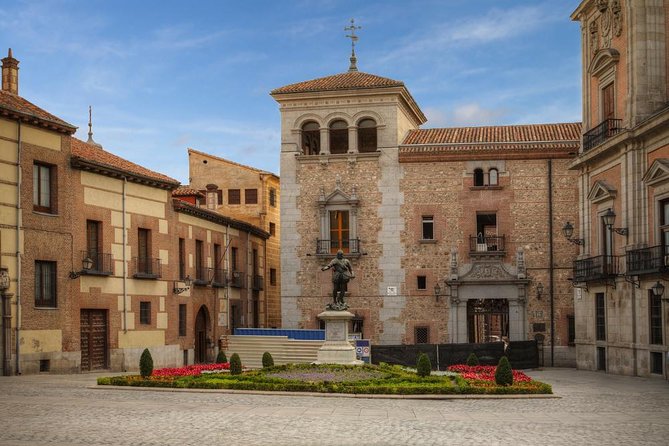 Madrid Tapas & Drinks: A Small Group Culinary Adventure - Key Points to Know Before You Go