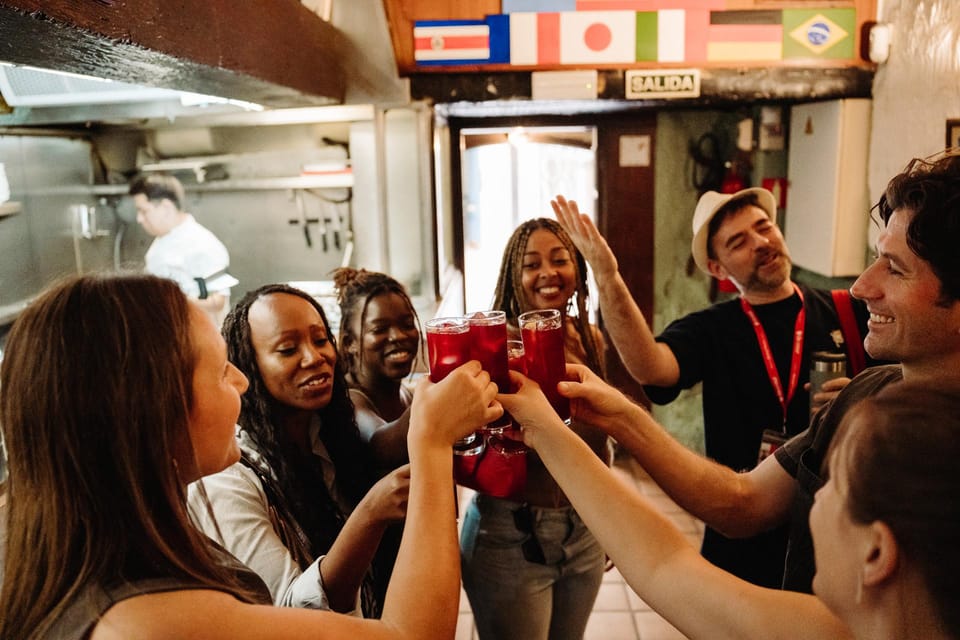 Madrid: Tapas, Taverns & History Tour - Why Madrid’s Tapas Trail Works So Well at Night
