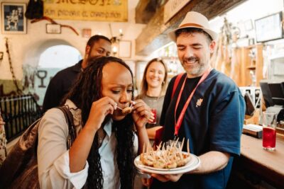 Madrid: Tapas, Taverns & History Tour - Starting Points in the Centro: Pl. Mayor or Casa Labra