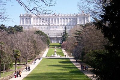 Madrid: The Spanish Inquisition Walking Tour - Stop-by-Stop: Plaza Mayor to the Inquisition Jail