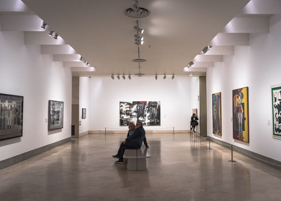 Madrid: Thyssen-Bornemisza Museum Guided Tour & Entry Ticket - What semi-private really means once you’re inside