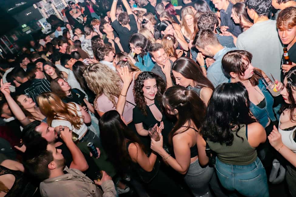 Madrid: Top Pub Crawl with Drinks and Free Nightclub Entry - Why This Pub Crawl Fits Madrid Nightlife So Well