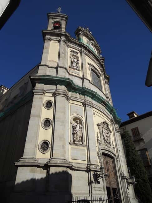 Madrid: Tour of the Historic City Center - Key highlights you’ll feel from the first block