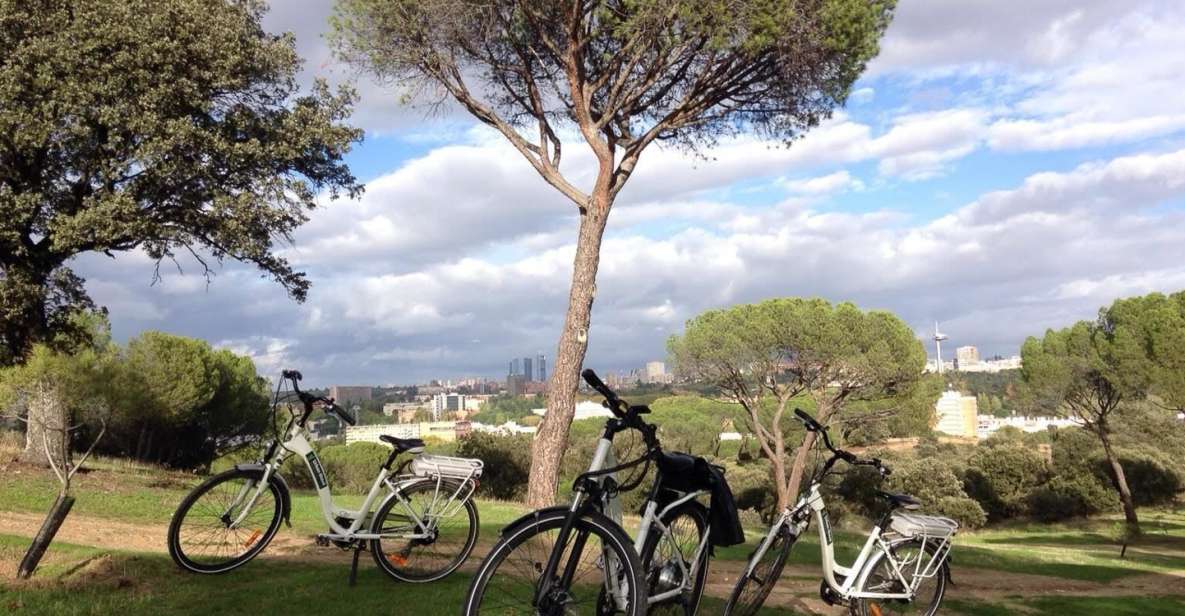 Madrid’s River Side & Casa de Campo Electric Bike Tour - Manzanares River Crossings to Casa de Campo: The Park Feel Hits Fast