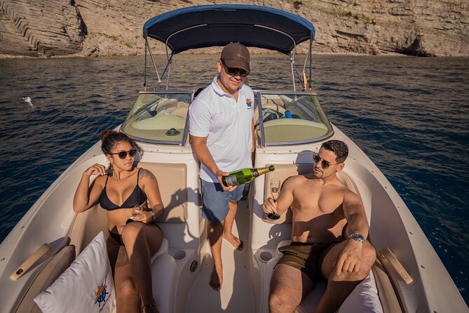 MagiCharter: Private charter motorboat sunset in Ibiza - How the sunset timing works (and why it matters)