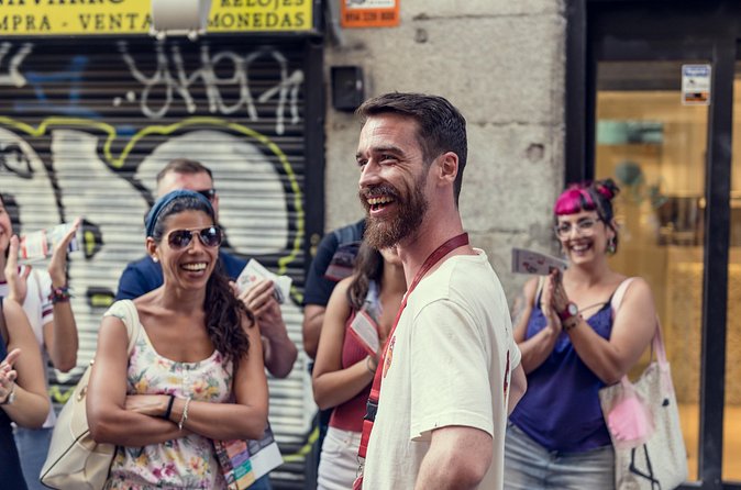 Majestic Madrid Walking Tour - Edificio Metropolis: Beaux-Arts Details You’ll Suddenly Notice