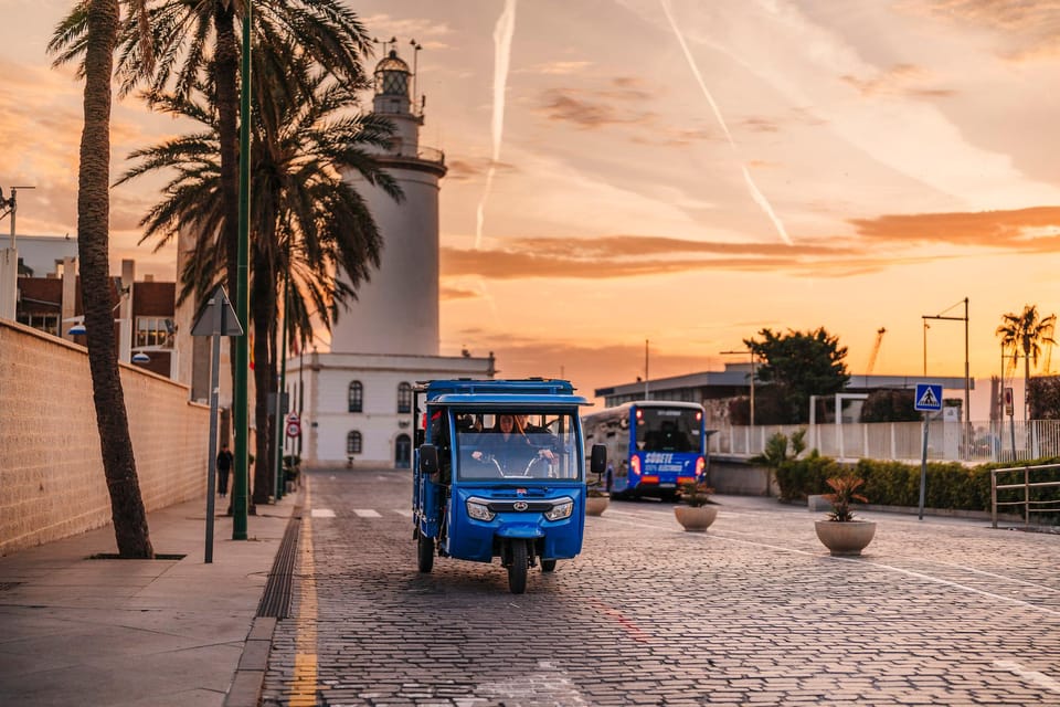 Málaga 1-hour by TukTuki: Essential and Private Tour - Centre Pompidou Malaga: Modern Culture in Your One-Hour Loop