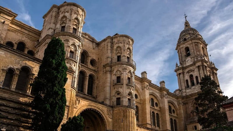 Málaga: 2-Hour Historical Center & Cathedral Tour - Finding the Tour at the Glass Pyramid Near the Roman Theatre