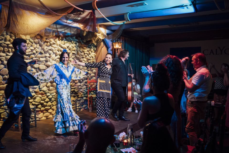 Malaga: Authentic Flamenco Show at El Gallo Ronco - The Food and Drinks Option (and How to Use It Smartly)