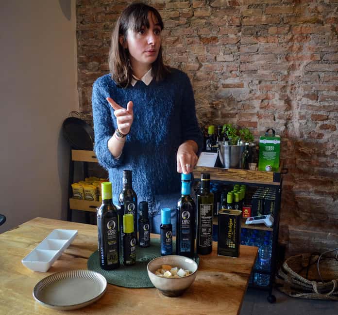 Malaga: Authentic Paella Cooking Class with Sangría - Who you’ll cook with: expert chefs and lively local guidance