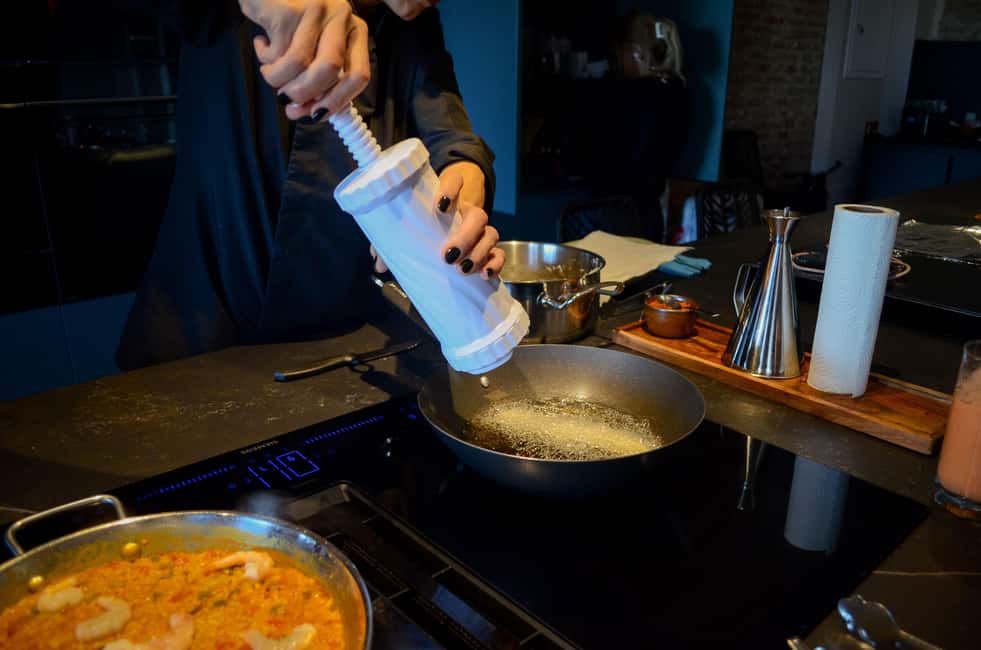 Malaga: Authentic Paella Cooking Class with Sangría - Sangria and regional wine pairing: the work-to-reward moment