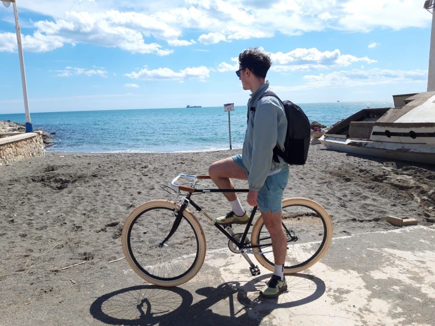 Malaga: Bike Rental for City Discovery Route & Beaches - Parks and the Botanical Garden: the shade option that changes the whole mood