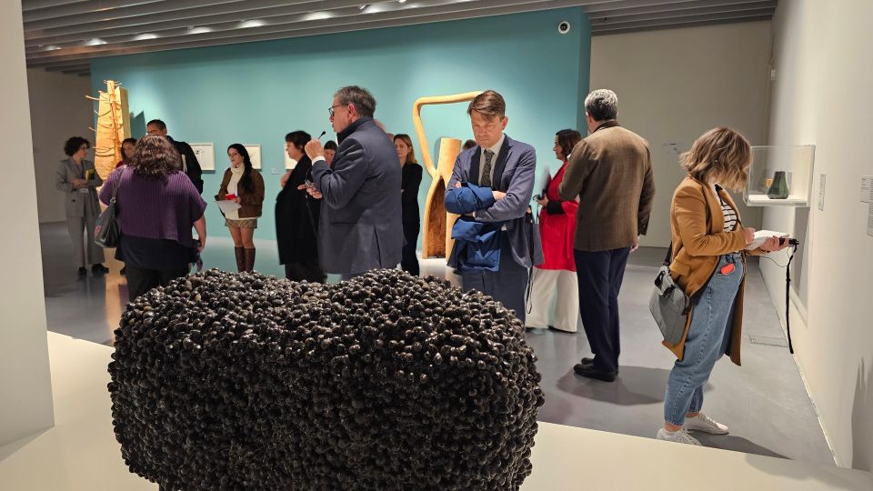 Málaga: Center Pompidou Málaga Ticket - Temporary Exhibitions and the “Living Museum” Feel