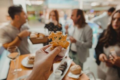 Málaga Evening Tapas Crawl Tour by Food Lover Tour - Price and Value: 10 Tapas Plus 4 Drinks for $88.32