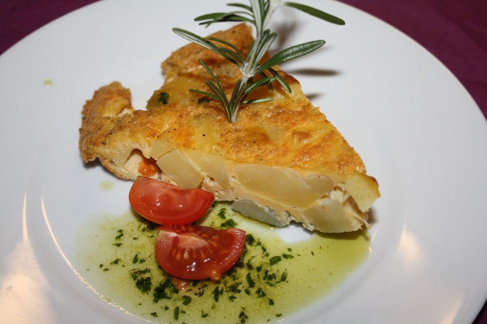 Malaga: Flamenco, Tapas, and Wine Tour - How to make the night work for you