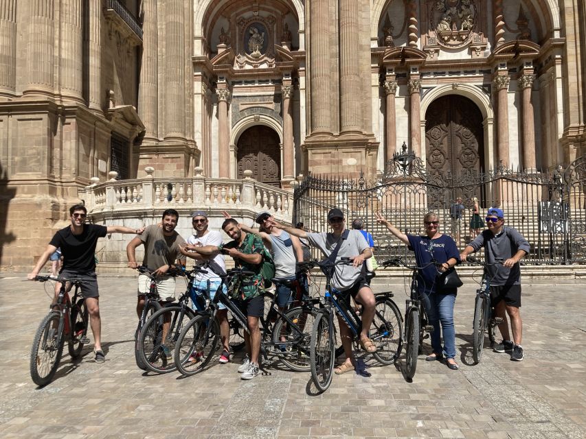 Malaga: Guided E-Bike Tour - Historic center momentum: getting your bearings on two wheels