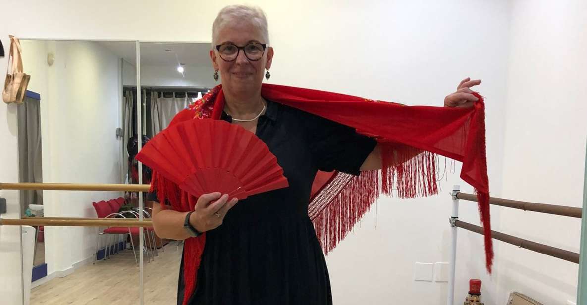 Málaga: Learn to dance flamenco rumba in 45 minutes - Key things that make this class work