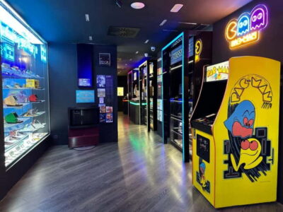 Malaga: OXO Video Game Museum Ticket Entry - What the ticket actually includes: 3 floors plus a 3D start