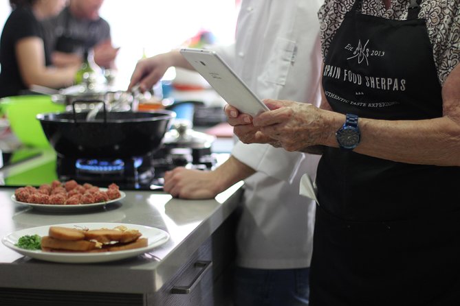 Malaga Tapas Cooking Class - What you’ll actually cook: four tapas with Malaga roots