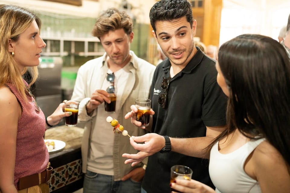 Málaga: Tapas, Wine & Rooftops Private Tour - The rooftop finale at C. Molina Lario 20: how the view changes the mood