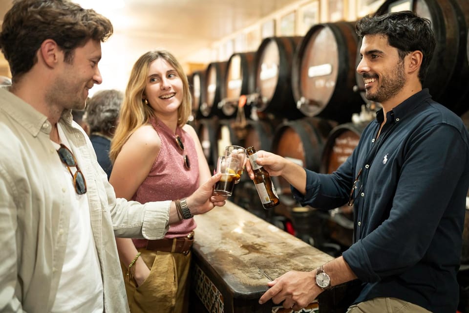 Málaga: Tapas, Wine & Rooftops Private Tour - Price and value: what $283 per person buys you in a 4-hour food tour
