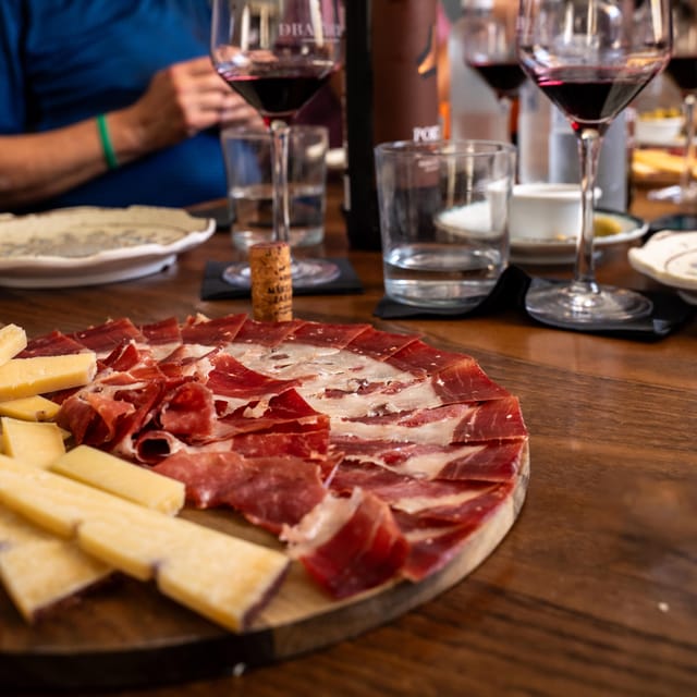 Malaga: Taste-of-Spain Walking Food Tour - Calle Larios to the market: why Atarazanas hits early