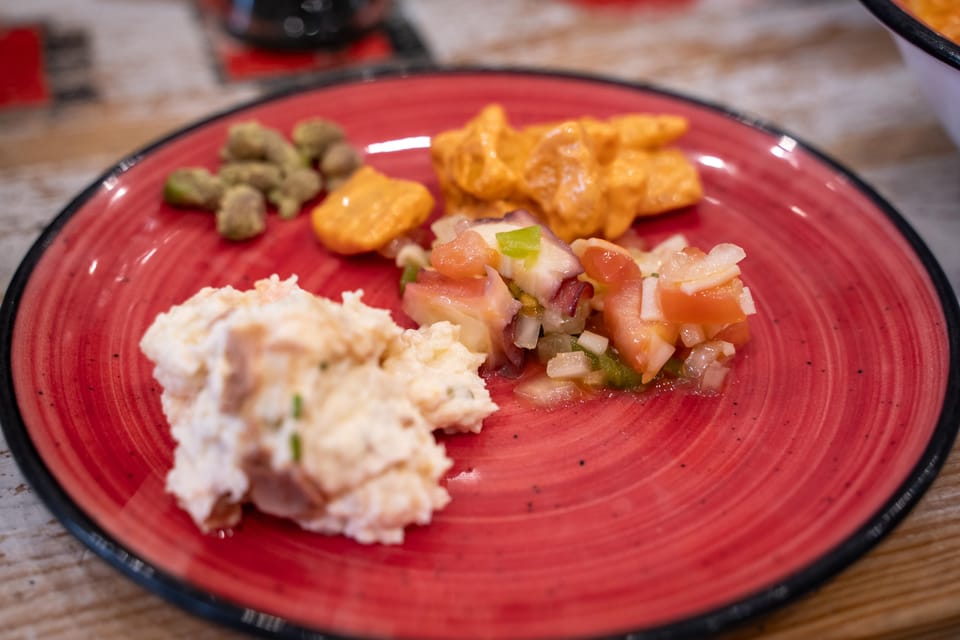 Malaga: Taste-of-Spain Walking Food Tour - Old Gothic Cathedral: history you can pace around