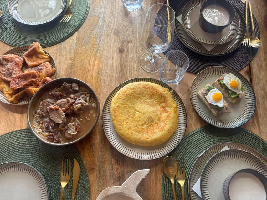 Malaga: The Ultimate Tapas Workshop with Market Visit - Key highlights worth your attention
