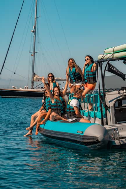 Mallorca: 2h speedboat tour, visit caves, cliffs and snorkel - Caves and Coves From the Water: What You’ll Likely See