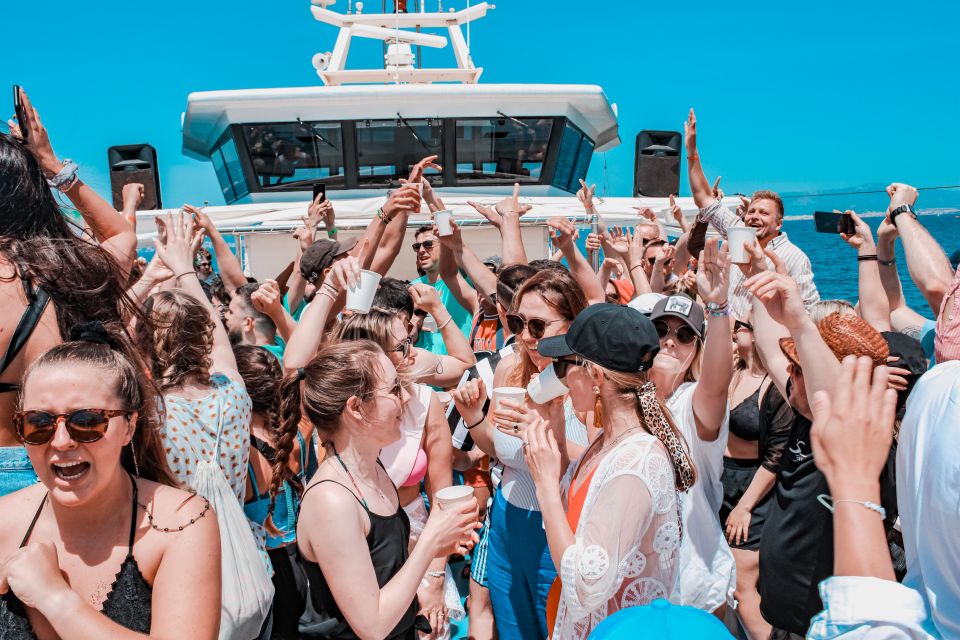 Mallorca: Boat Party with DJ, Buffet and Entertainment - Paella buffet onboard: what’s included and when it matters