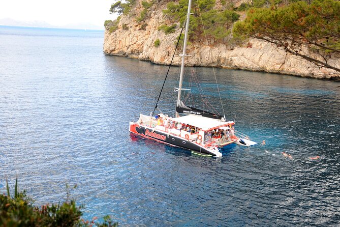 Mallorca Catamaran Tour in the Bay of Pollensa - Stop-by-Stop: Ses Caletes and the Coves You Can’t Reach Easily