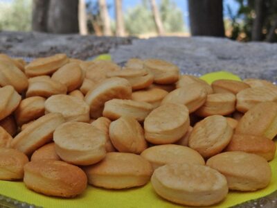 Mallorca: Day Trip to Hidden Gems of Tramuntana with Lunch - Valldemossa Hermitage: a short walk with a big payoff
