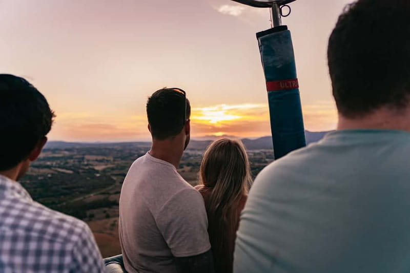 Mallorca: Sunrise or Sunset Hot Air Balloon Flight - The pre-flight experience: briefing, balloon inflation, and hands-on time