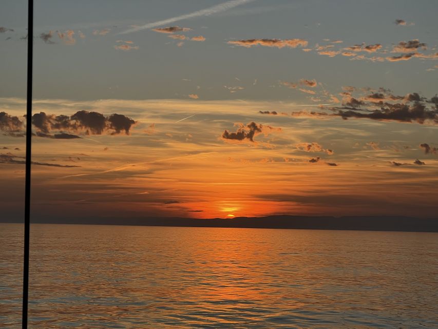 Marbella: Sunset Sailing Trip with Drinks and Snacks - Who Should Book This Marbella Sunset Sailing Trip